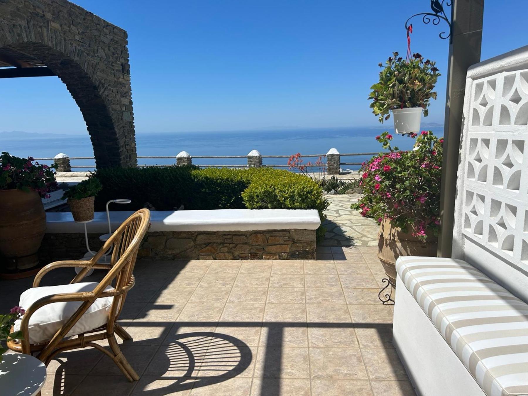 Horizon View Arnados Apartment Exterior photo